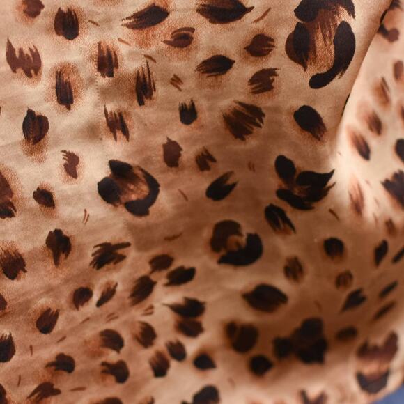 Vintage 90s Animal Print Silky Polyester Blouse 44" Bust - Picture 9 of 10